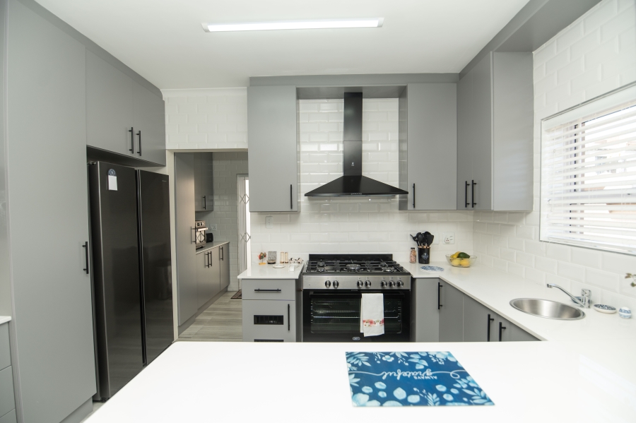 3 Bedroom Property for Sale in Kamma Heights Eastern Cape
